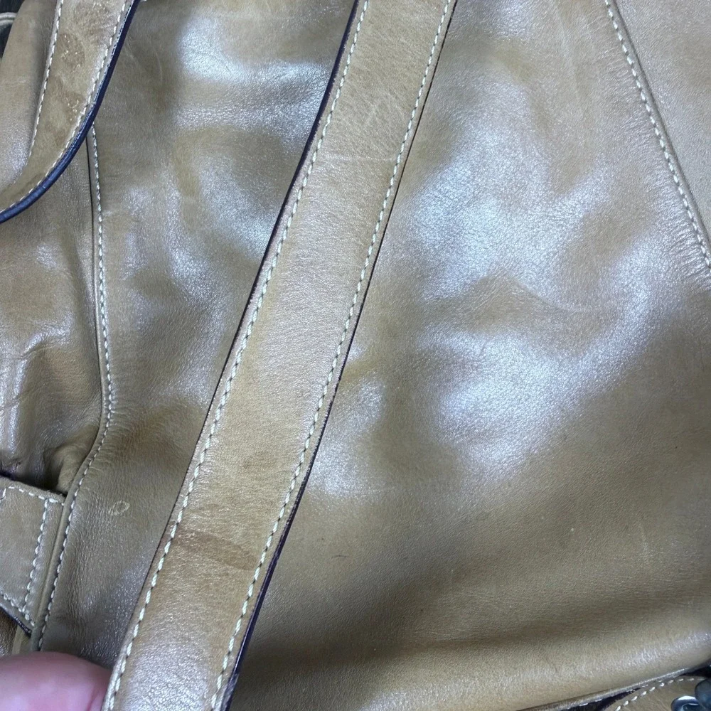 Coach Soho Tan Leather Small Backpack Vintage 9569 Drawstring Buckle Flap Bag